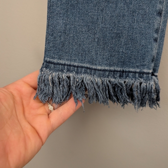 Ag Adriano Goldschmied The Jodi Crop High Rise Slim Flare Leg Frayed Hem 6/28 - Picture 2 of 7